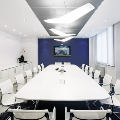 10 ARTEMIDE