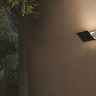 nemo-lighting-charlotte-perriand-applique-a-volet-pivotant-black-anodized-1_1200x1200.progressive